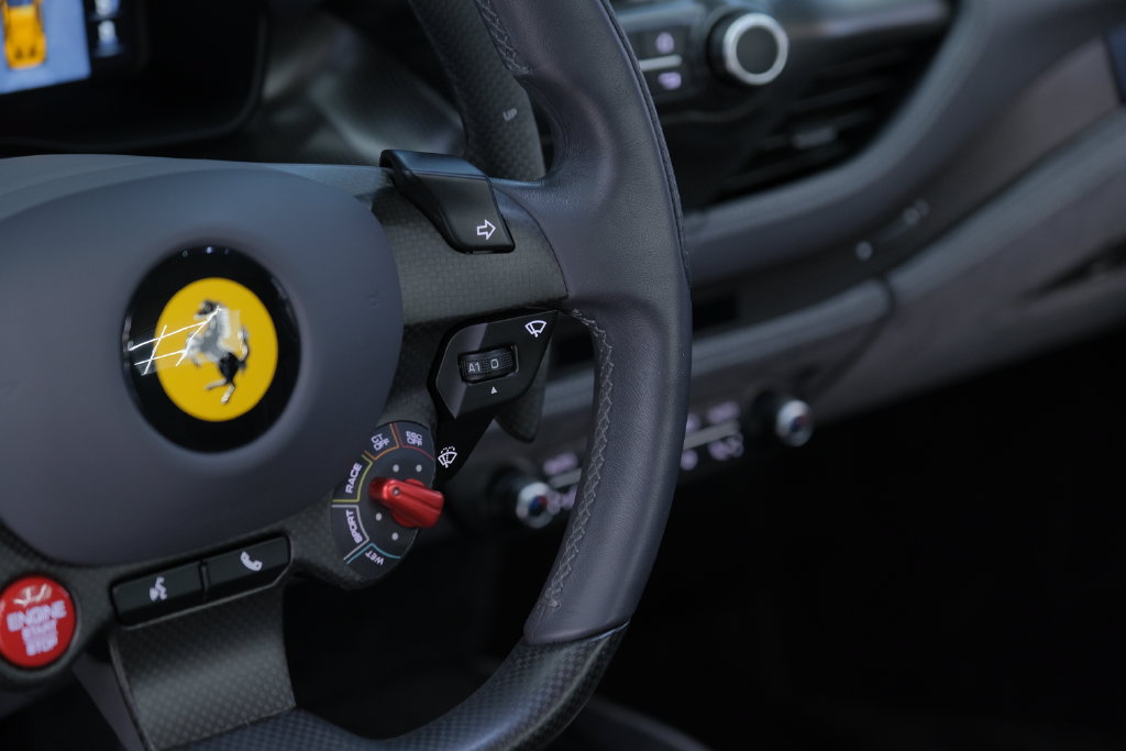 Used 2021 Ferrari F8 Tributo RWD image 45