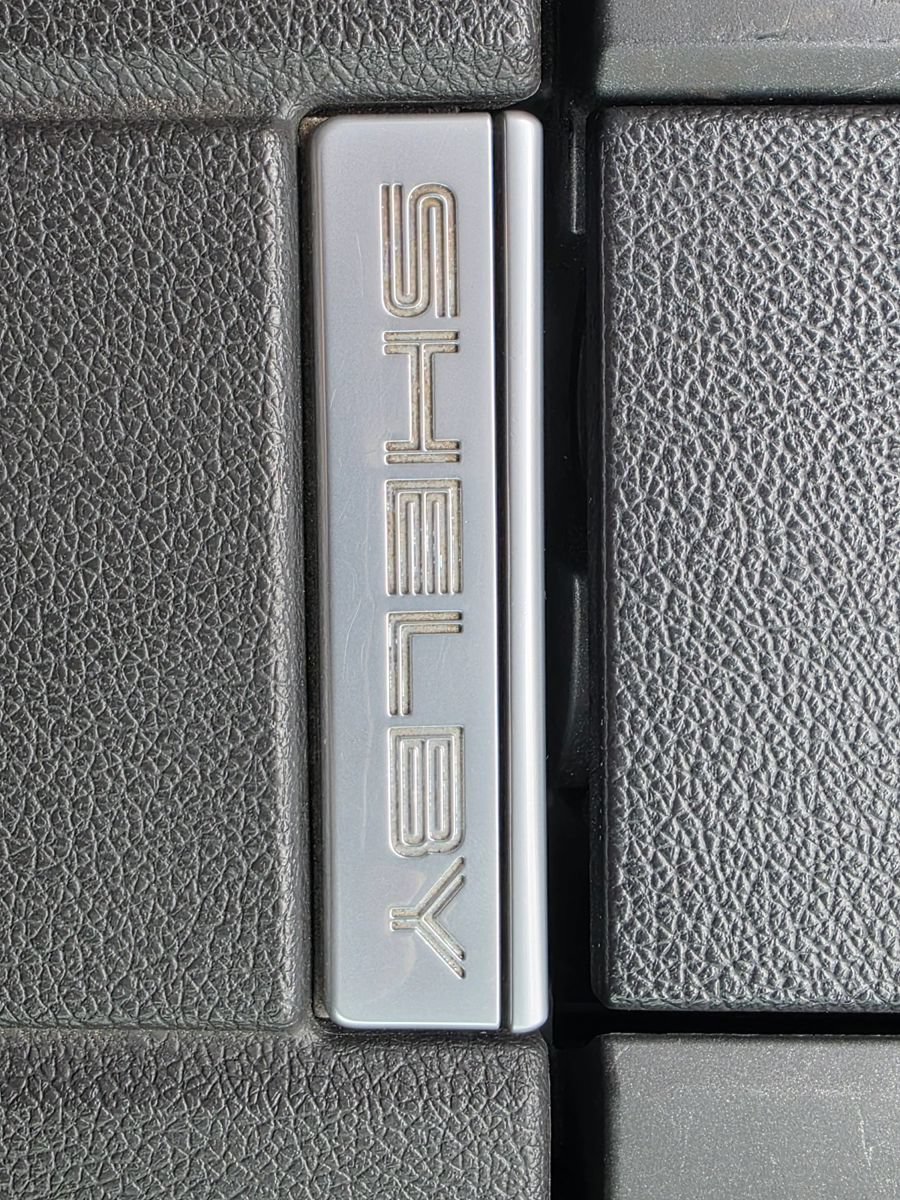 Used 2010 Ford Mustang Shelby GT500 RWD image 22