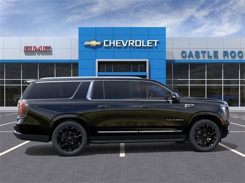 New 2026 GMC Yukon XL Elevation image 5