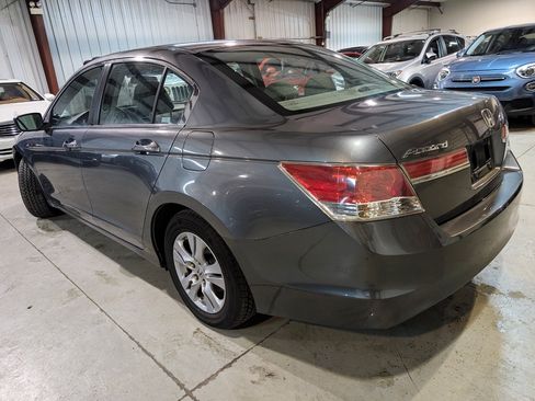 Used 2011 Honda Accord EX image 5