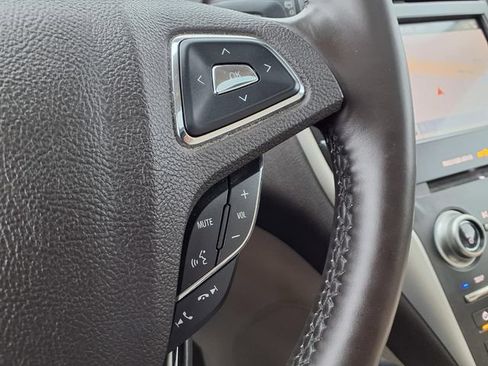Used 2019 Lincoln MKC Reserve w/ MKC Climate Package FWD image 16
