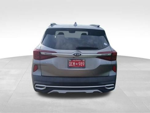 Used 2021 Kia Seltos EX AWD/4WD image 4