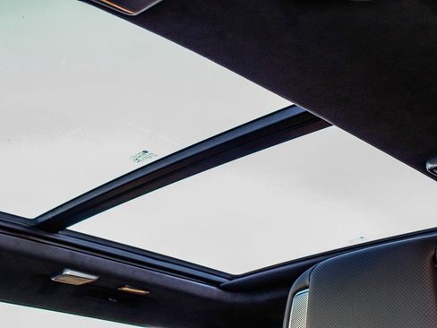 Used 2022 Cadillac Escalade ESV Sport Platinum w/ LPO, ONYX Package image 45