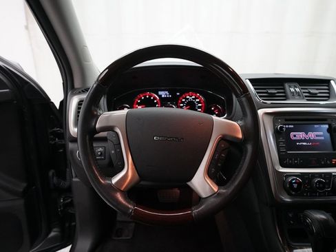 Used 2014 GMC Acadia Denali image 4
