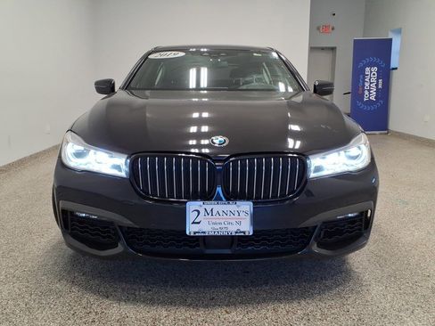 Used 2019 BMW 750i xDrive 750I XDRIVE w/ M Sport Package image 2