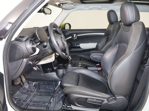 Used 2021 MINI Cooper SE w/ 6.5" Touchscreen Package FWD image 13