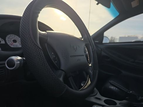 Used 2002 Ford Mustang GT image 9