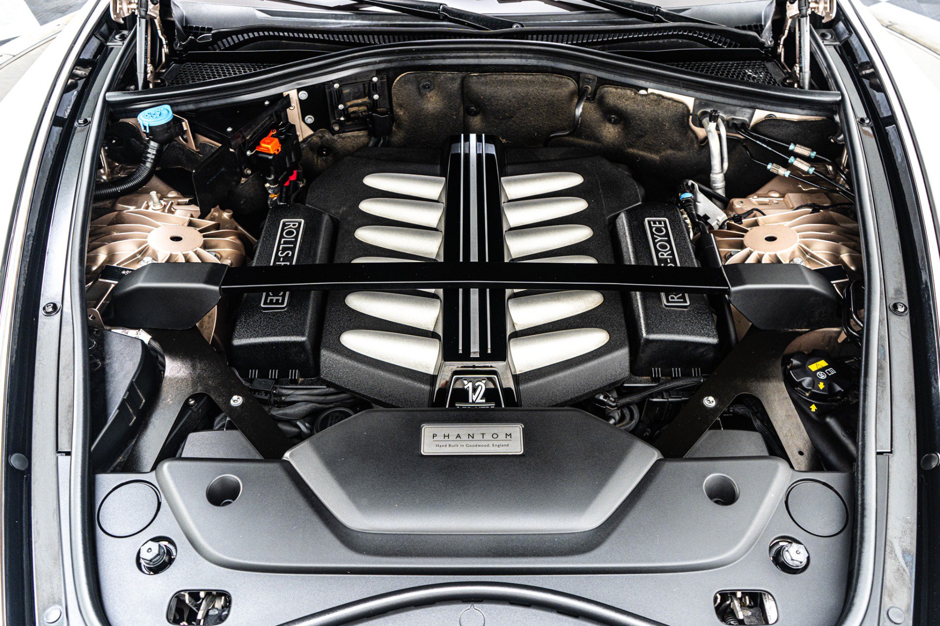 Used 2019 Rolls-Royce Phantom Sedan RWD image 12