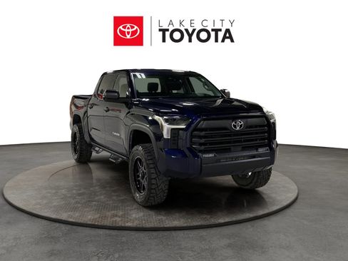Used 2024 Toyota Tundra SR5 AWD/4WD image 13