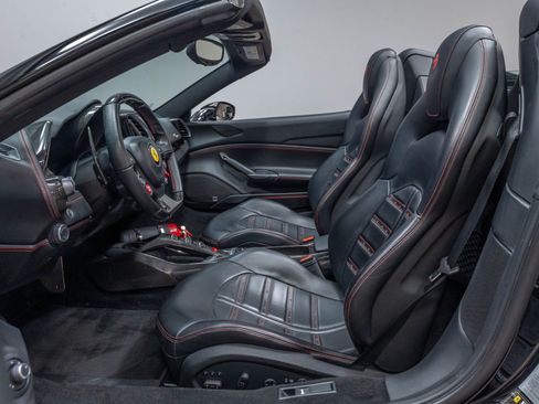 Used 2016 Ferrari 488 Spider RWD image 11
