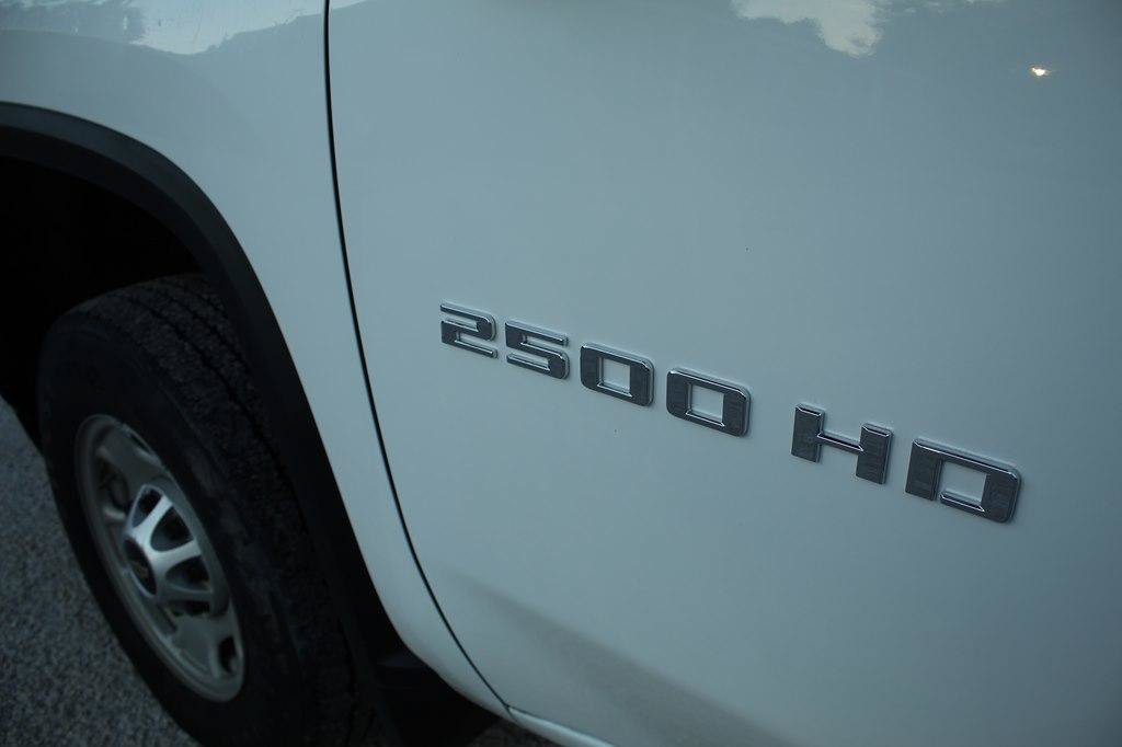 Used 2020 Chevrolet Silverado 2500 W/T RWD image 9
