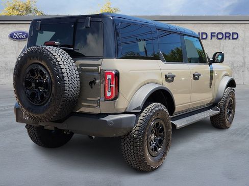 Used 2025 Ford Bronco Outer Banks w/ Sasquatch Package AWD/4WD image 6