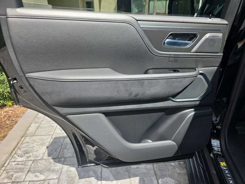 New 2026 INFINITI QX80 Luxe AWD/4WD image 10