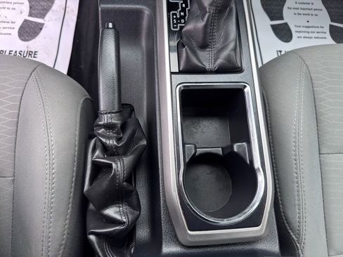 Used 2017 Toyota Tacoma SR5 w/ Tow Package image 28