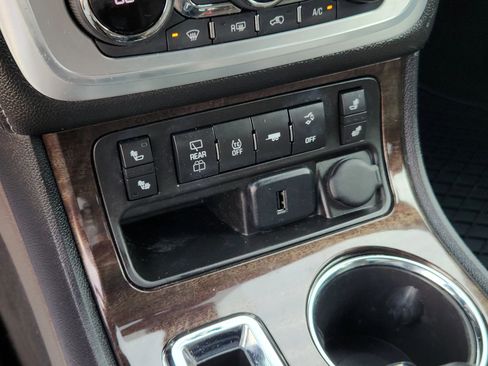 Used 2016 GMC Acadia SLT w/ Premium Edition AWD/4WD image 13