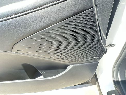 Used 2024 Hyundai Palisade Limited AWD/4WD image 25