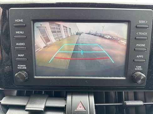 Used 2019 Toyota RAV4 LE w/ Carpet Mat Package image 16