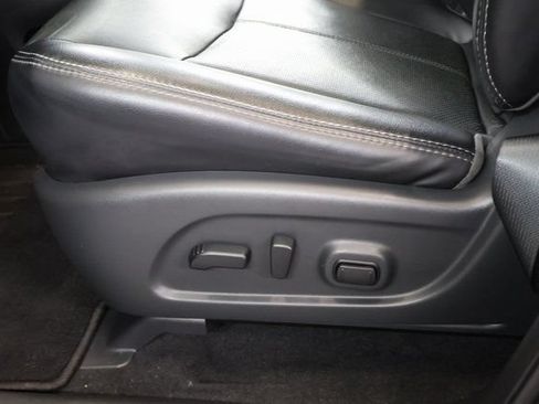 Used 2020 Nissan Pathfinder Platinum w/ Cargo Package AWD/4WD image 14