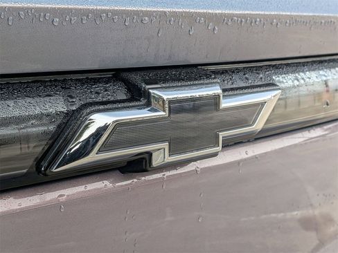 New 2026 Chevrolet Equinox EV LT image 5