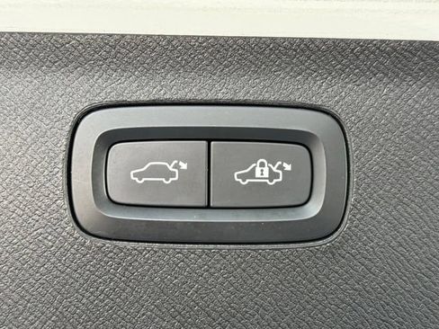 Used 2020 Volvo XC90 T6 Inscription w/ Protection Package AWD/4WD image 18