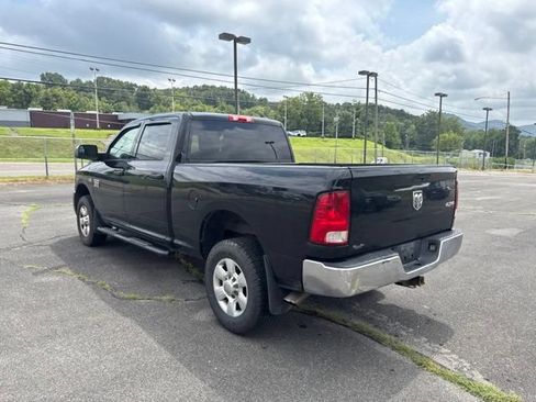 Used 2012 RAM 2500 ST w/ Chrome Appearance Group AWD/4WD image 6