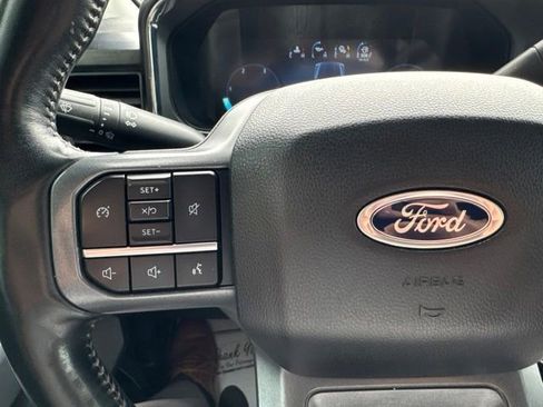 Used 2023 Ford F350 Lariat w/ Sport Appearance Package AWD/4WD image 19
