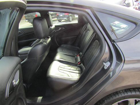 Used 2016 Chrysler 200 S w/ Navigation & Sound Group I image 11