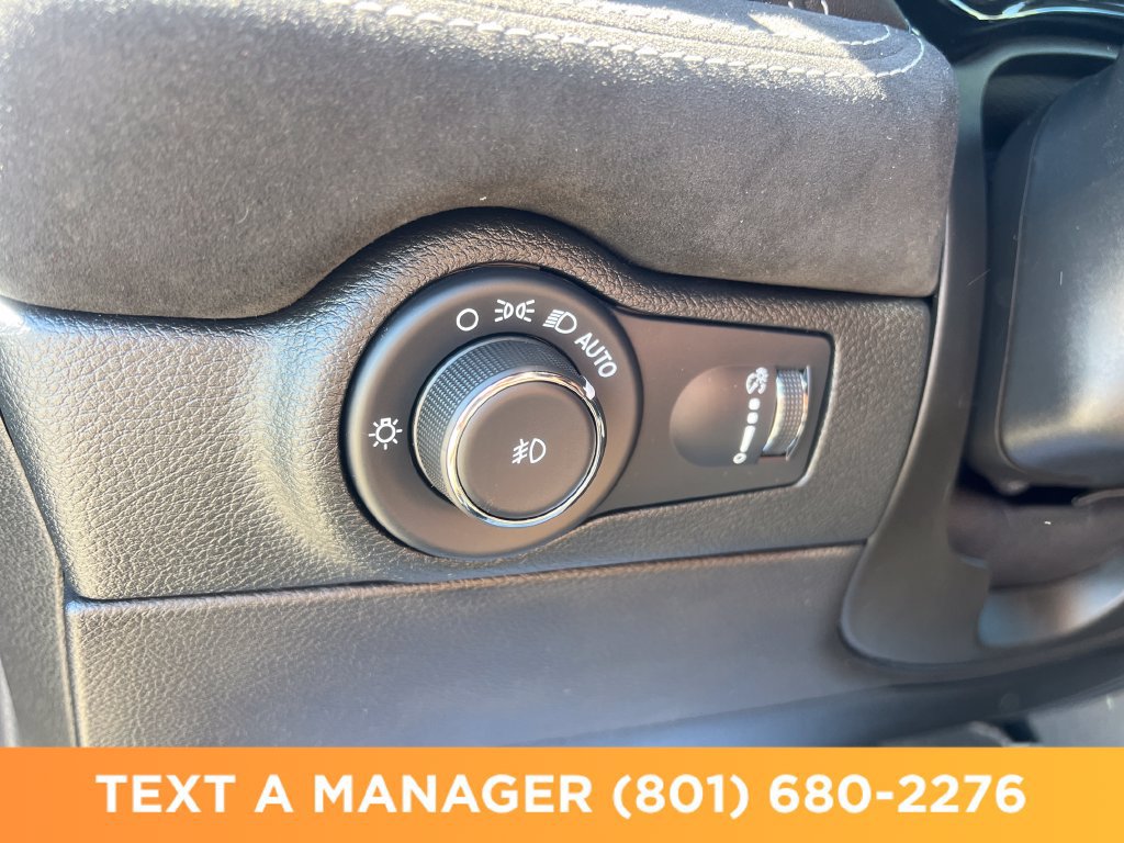 Used 2022 Dodge Durango SRT w/ Premium Interior Group AWD/4WD image 32