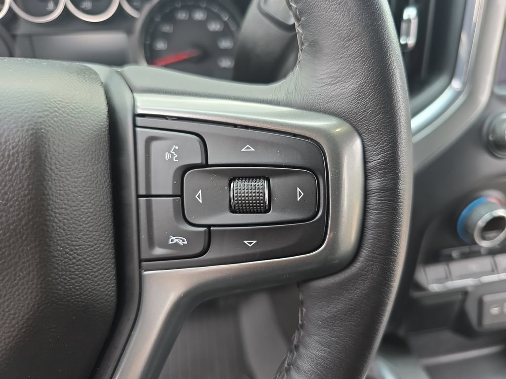 Certified 2022 Chevrolet Silverado 1500 RST AWD/4WD image 18