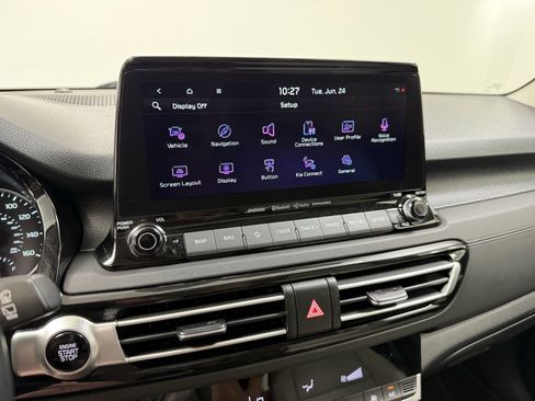 Used 2023 Kia Seltos SX w/ SX Sunroof Package image 16