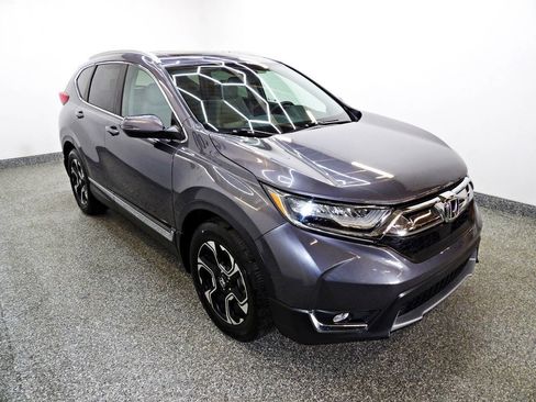 Used 2017 Honda CR-V Touring image 3