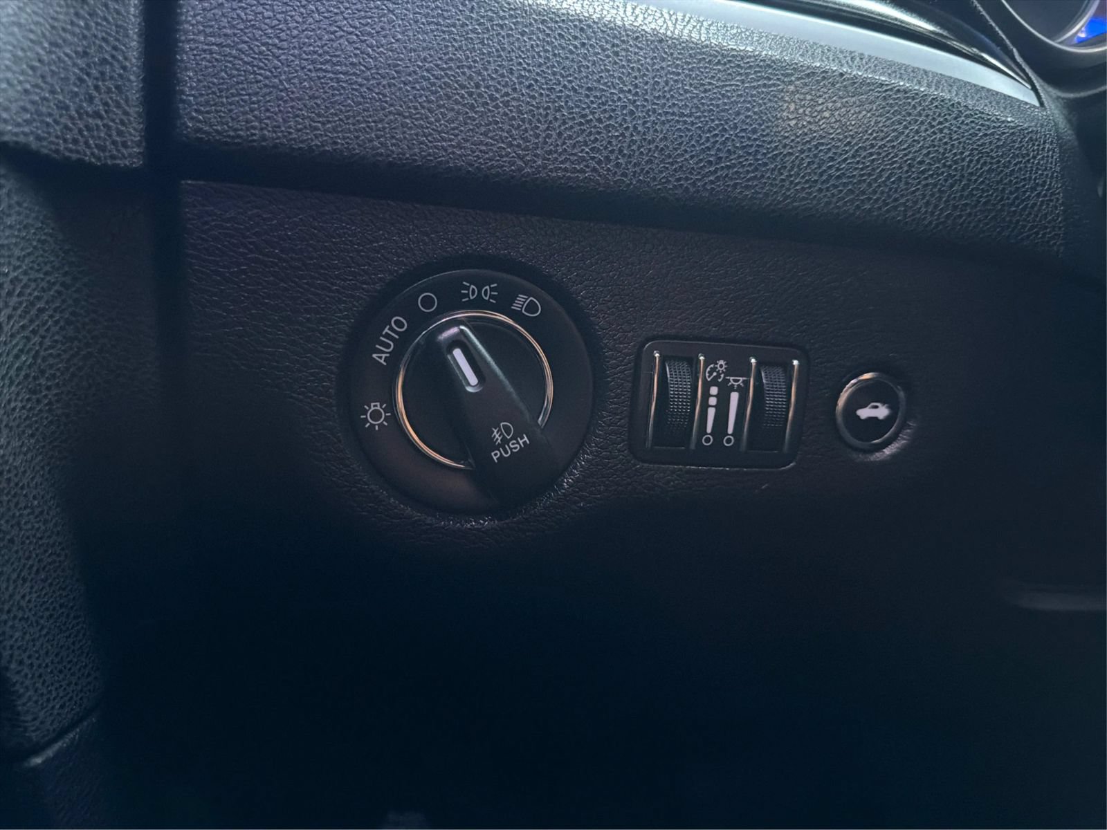 Used 2021 Chrysler 300 S RWD image 18