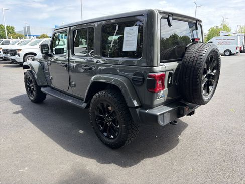 Used 2021 Jeep Wrangler Unlimited Sahara w/ Dual Top Group image 8