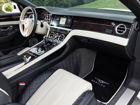 Used 2020 Bentley Continental GT V8 First Edition AWD/4WD image 4