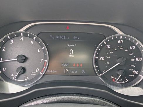 Used 2025 Nissan Frontier SV w/ SV Convenience Package RWD image 26
