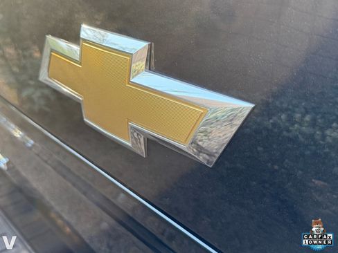 Used 2024 Chevrolet Silverado 1500 LT w/ Leather Package image 9