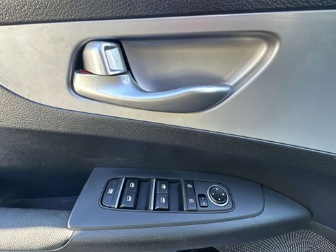 Used 2023 Kia Forte LXS w/ LXS Technology Package image 15