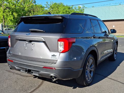 Certified 2023 Ford Explorer XLT w/ Equipment Group 202A AWD/4WD image 6