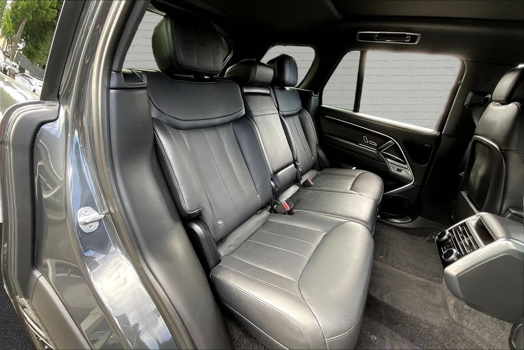 Used 2023 Land Rover Range Rover SE AWD/4WD image 24