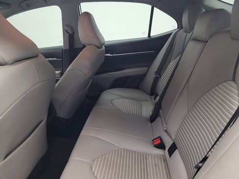 Used 2023 Toyota Camry SE FWD image 19