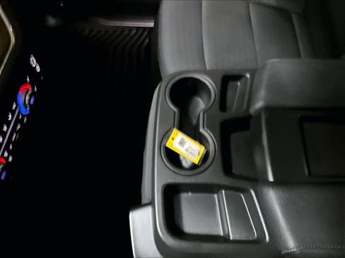 Used 2023 GMC Sierra 1500 Elevation image 19