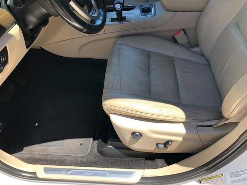 Used 2015 Jeep Grand Cherokee Limited w/ Trailer Tow Group IV AWD/4WD image 20