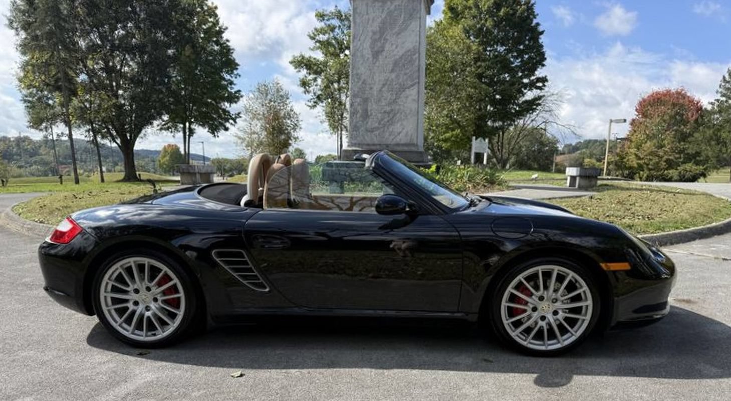 Used 2005 Porsche Boxster S RWD image 6