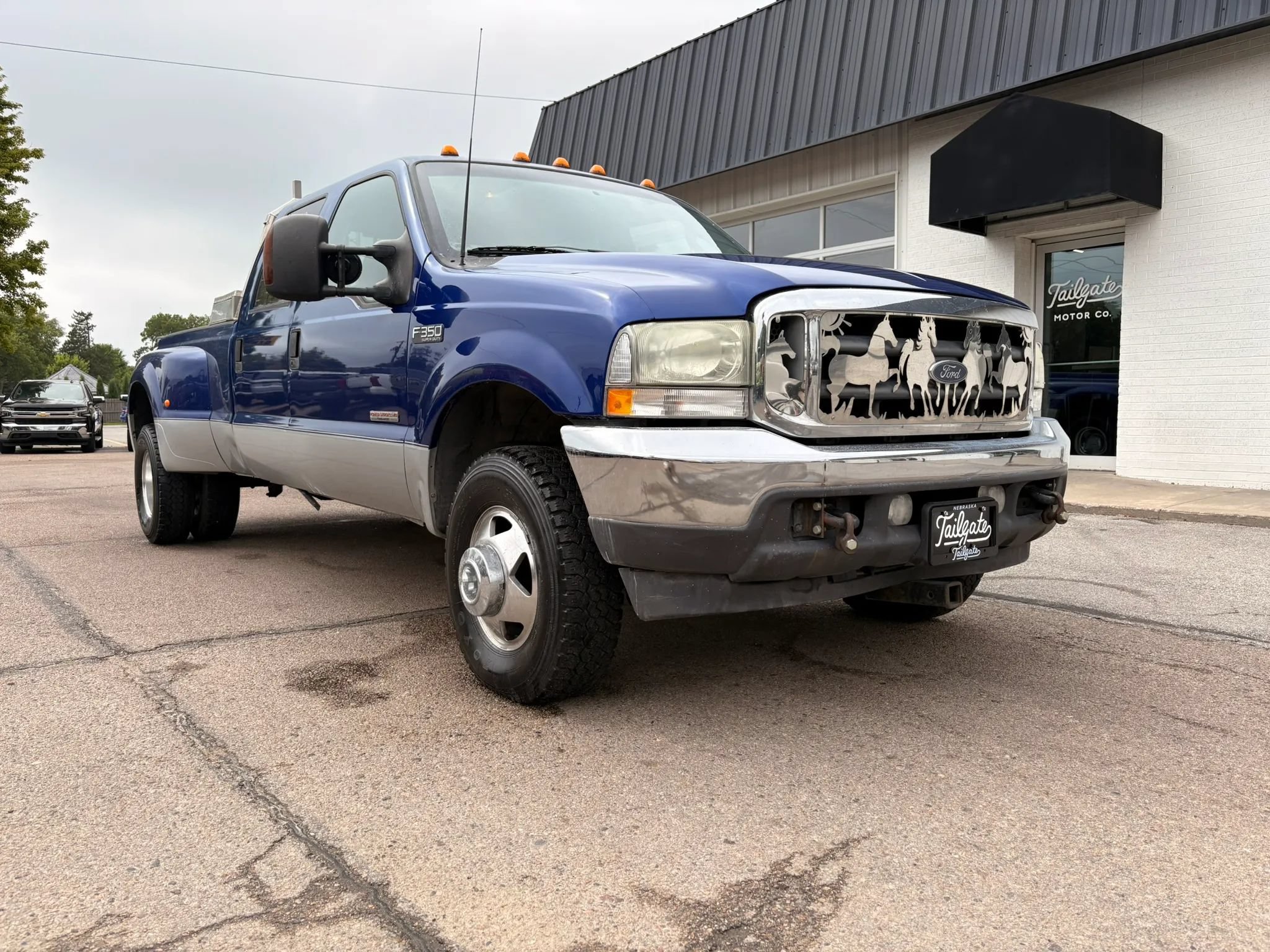 Used 2003 Ford F350 XLT AWD/4WD image 2