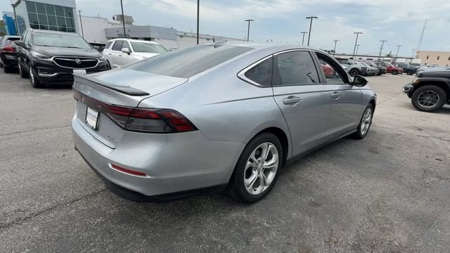 Used 2025 Honda Accord LX image 8