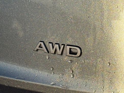 Certified 2024 Nissan Rogue S image 9