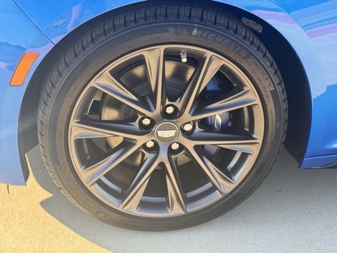 New 2026 Cadillac CT5 V image 9