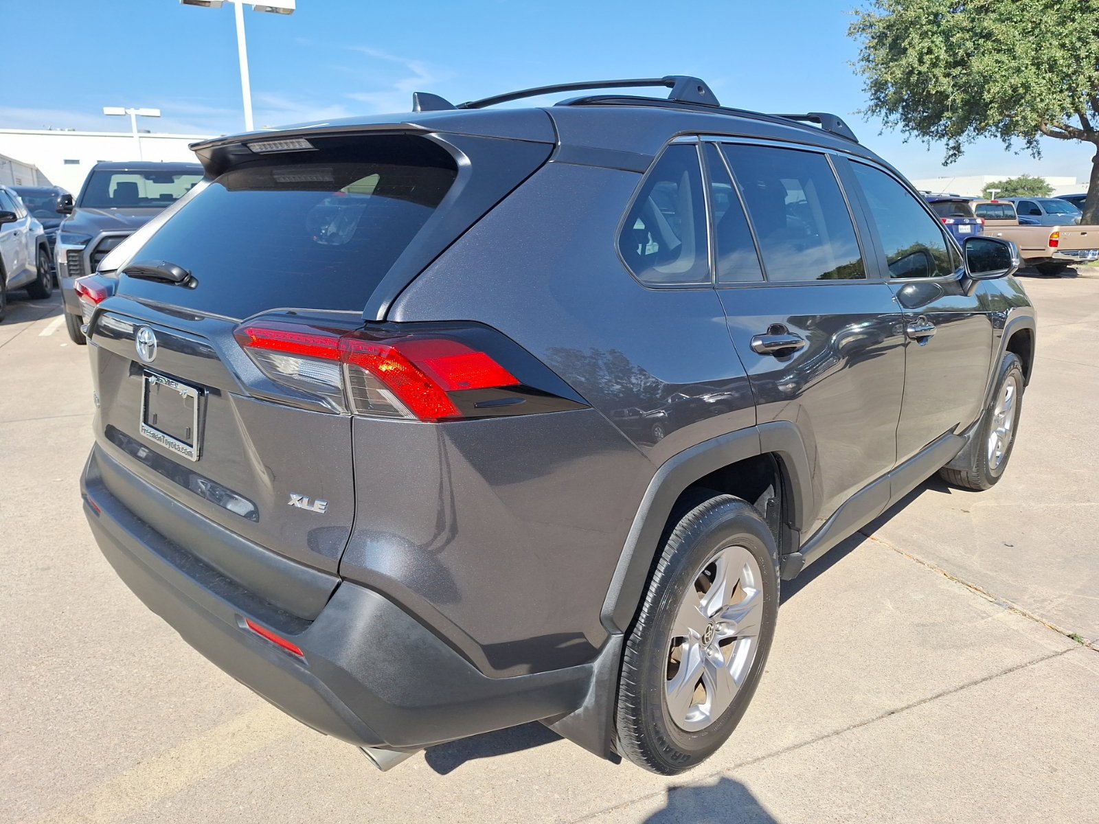 Used 2024 Toyota RAV4 XLE w/ Convenience Package FWD image 6