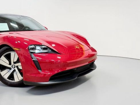 Used 2022 Porsche Taycan 4S AWD/4WD image 6