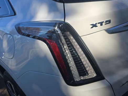 Used 2024 Cadillac XT5 Sportv w/ Technology Package image 34